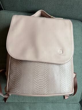 Tote & Carry Signature Weekender Backpack in Pink